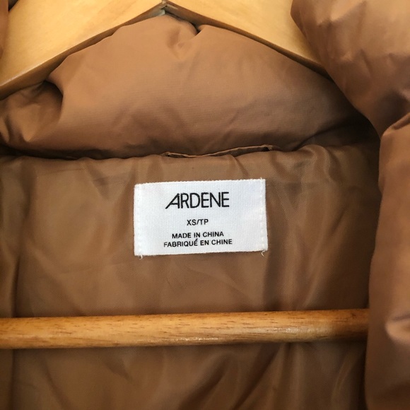 Women’s Cozy Brown Winter Puffer Coat With Hood!! Never Worn! ✨ - Picture 8 of 8